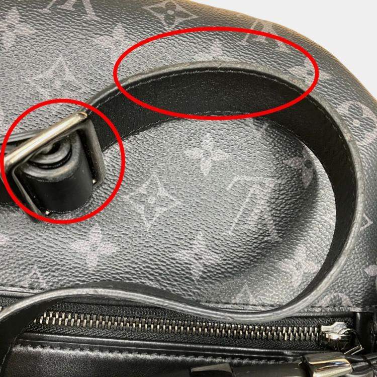 Pre Owned Louis Vuitton Black Monogram Discovery Bumbag