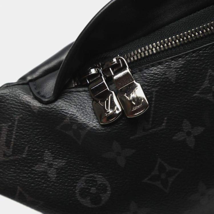 Pre Owned Louis Vuitton Black Monogram Discovery Bumbag