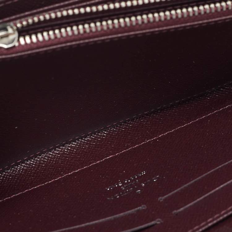 Pre Owned Louis Vuitton Amande Electric Epi Leather Zippy Wallet