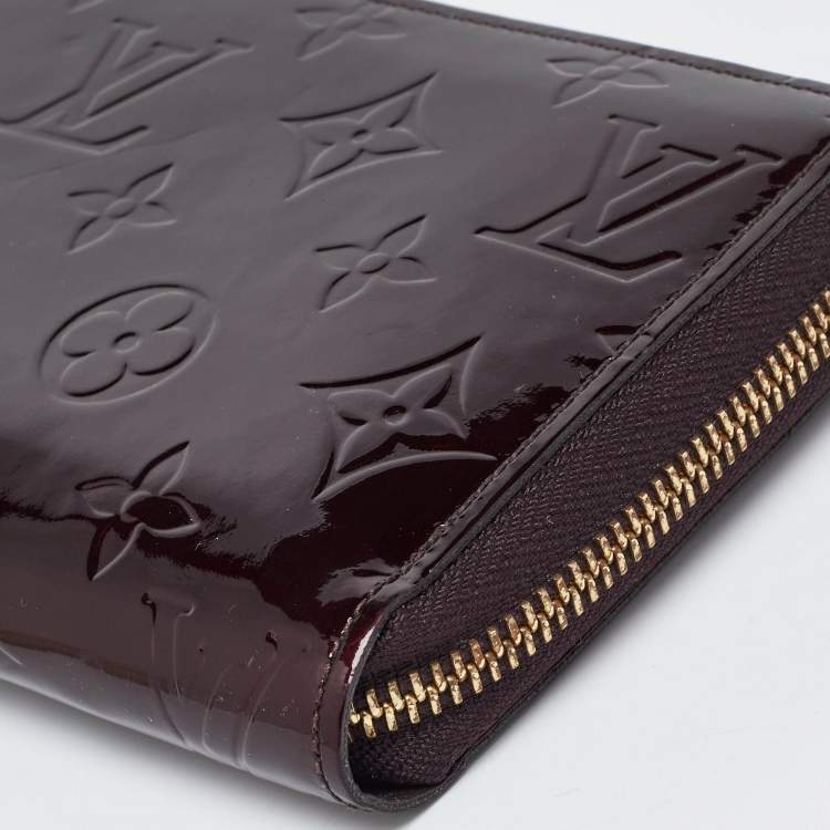 Pre Owned Louis Vuitton Amarante Monogram Vernis Zippy Wallet