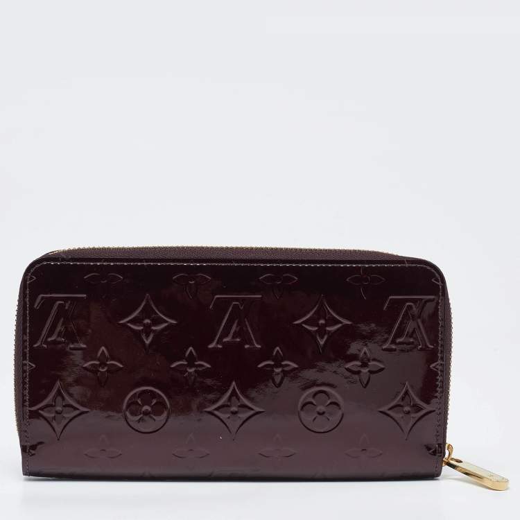 Pre Owned Louis Vuitton Amarante Monogram Vernis Zippy Wallet