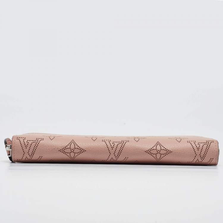 Pre Owned Louis Vuitton Rose Jasmin Mahina Monogram Leather Zippy Wallet