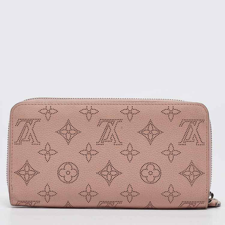 Pre Owned Louis Vuitton Rose Jasmin Mahina Monogram Leather Zippy Wallet