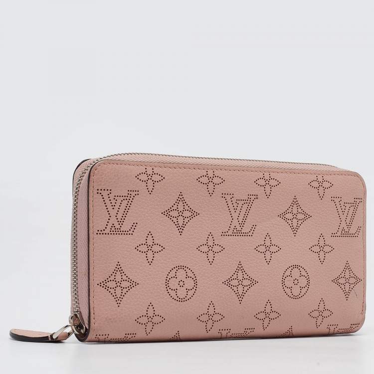 Pre Owned Louis Vuitton Rose Jasmin Mahina Monogram Leather Zippy Wallet