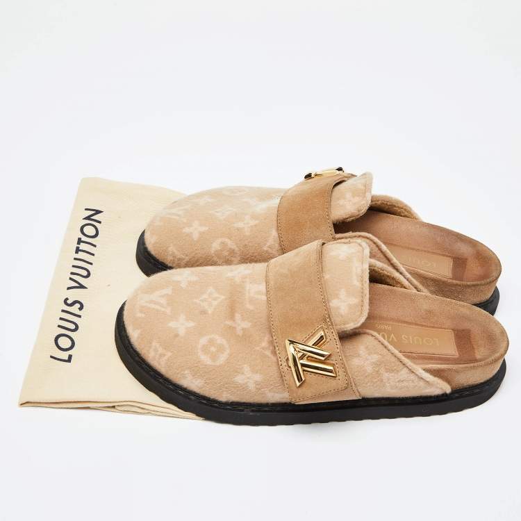 Pre Owned Louis Vuitton Beige Monogram Wool LV Cosy Flat Clogs Size 38