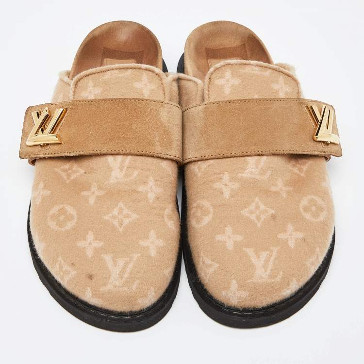 Pre Owned Louis Vuitton Beige Monogram Wool LV Cosy Flat Clogs Size 38