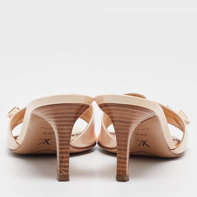 Pre Owned Louis Vuitton Beige Patent Leather LV Dice and Buckle Embellished Slide Sandals Size 38.5