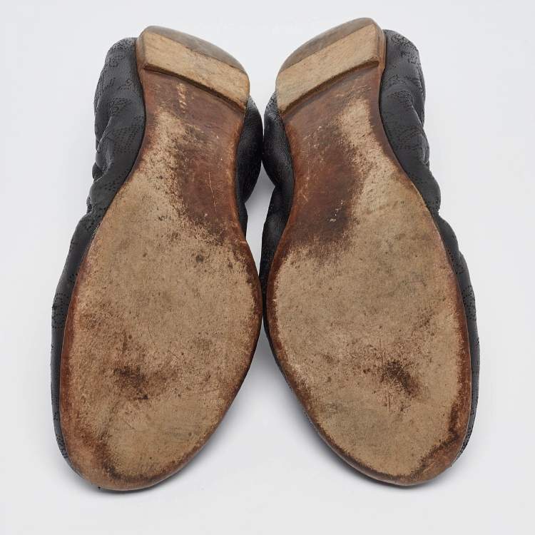 Pre Owned Louis Vuitton Black Monogram Leather Elba Scrunch Ballet Flats Size 39.5