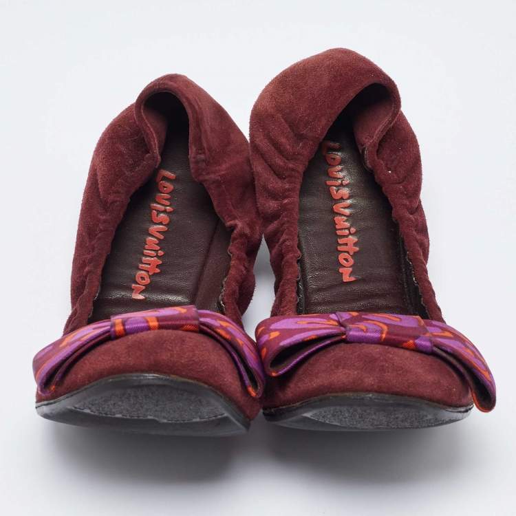Pre Owned Louis Vuitton Burgundy Suede Bow Scrunch Ballet Flats Size 39
