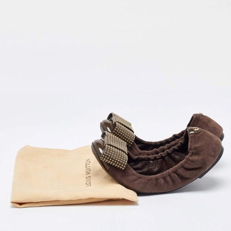 Pre Owned Louis Vuitton Brown/Green Suede and Patent Leather Mimi Studded Bow Scrunch Ballet Flats Size 38.5