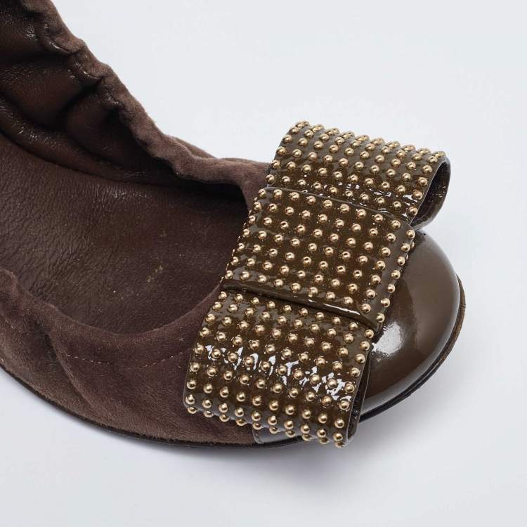 Pre Owned Louis Vuitton Brown/Green Suede and Patent Leather Mimi Studded Bow Scrunch Ballet Flats Size 38.5
