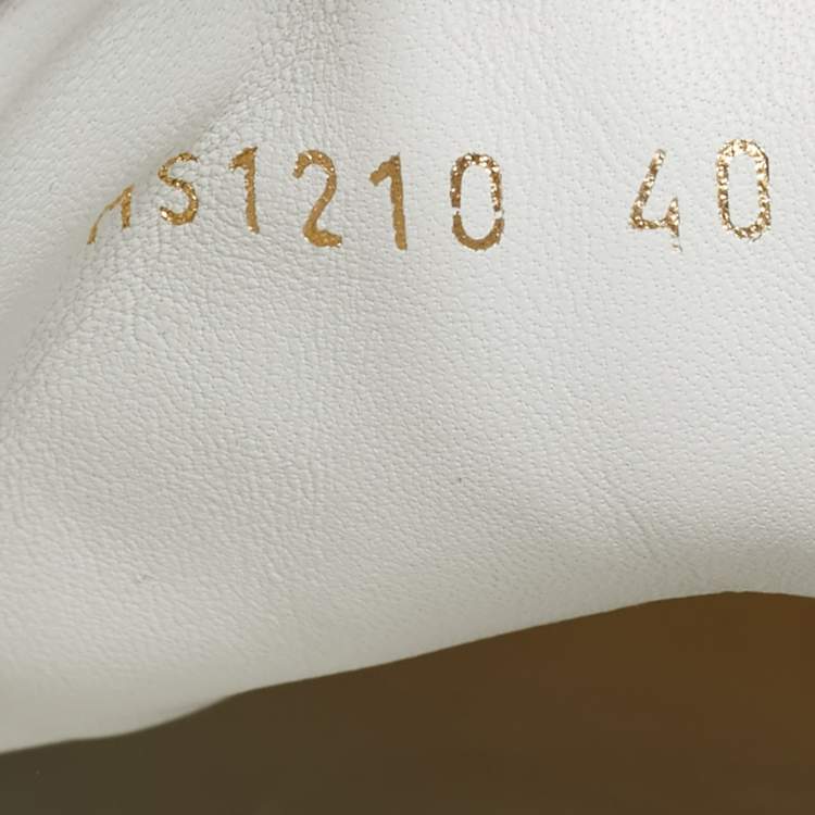 مملوكة مسبقًا Louis Vuitton White Monogram Technical Mesh Frontrow Sneakers Size 40