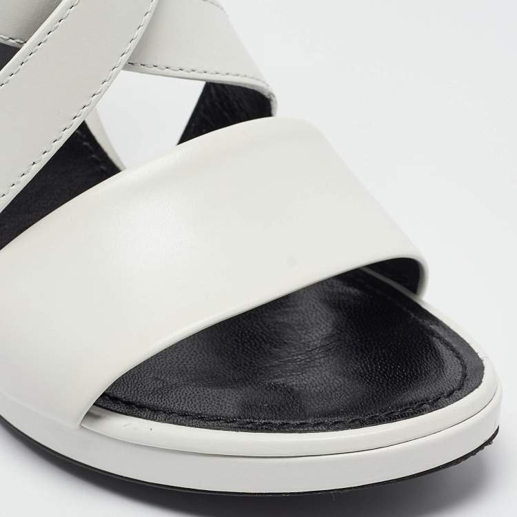 Pre Owned Louis Vuitton White/Brown Monogram Canvas and Leather Ankle Strap Sandals Size 39