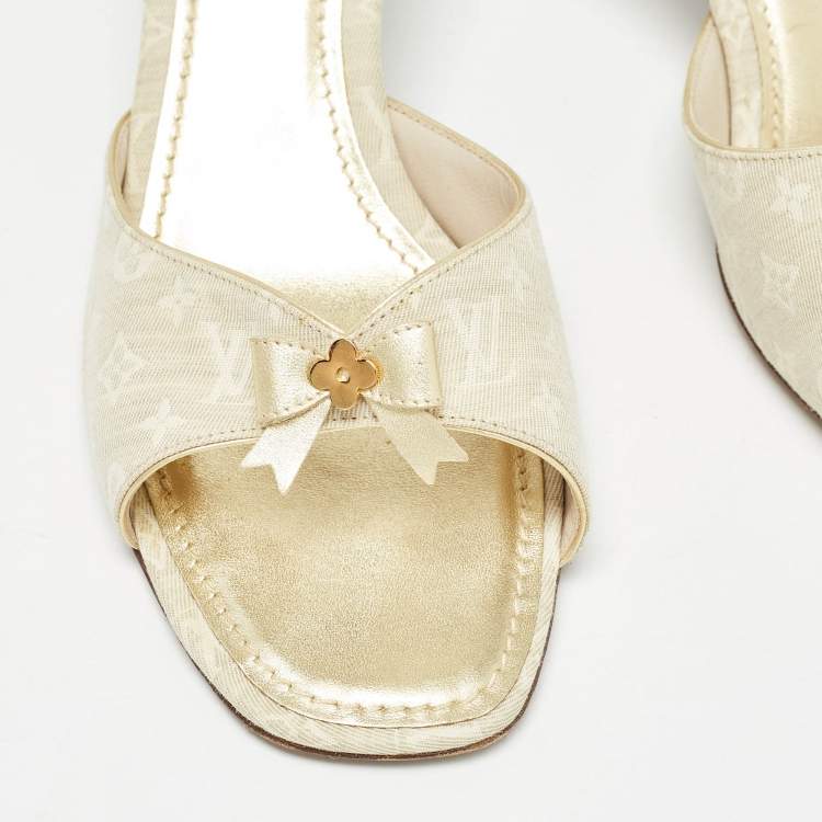 Pre Owned Louis Vuitton Cream Monogram Canvas Bow Mule Sandals Size 39