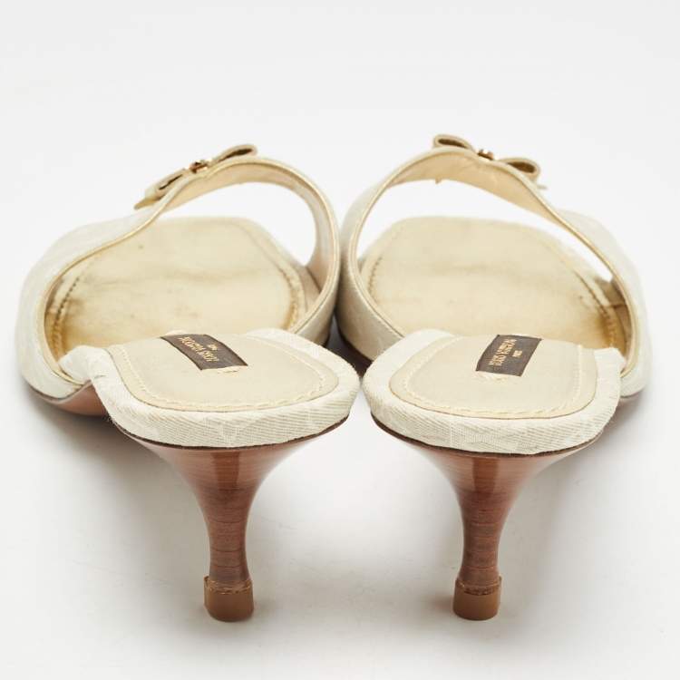 Pre Owned Louis Vuitton Cream Monogram Canvas Bow Mule Sandals Size 39