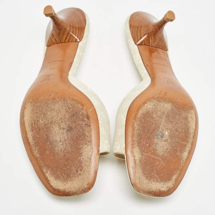 Pre Owned Louis Vuitton Cream Monogram Canvas Bow Mule Sandals Size 39