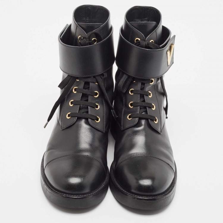 Pre Owned Louis Vuitton Black Leather Wonderland Ranger Boots Size 39