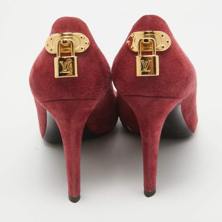 Pre Owned Louis Vuitton Red Suede Lock It Pumps Size 37