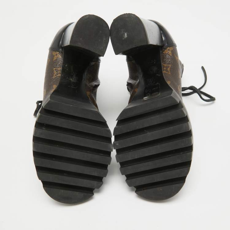 Pre Owned Louis Vuitton Black/Brown Coated Canvas and Leather Star Trail Block Heel Ankle Boots Size 39