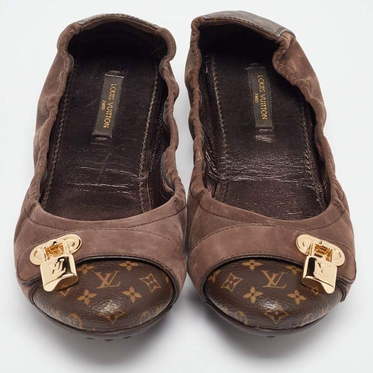 Pre Owned Louis Vuitton Brown Nubuck and Monogram Canvas Lucky Ballet Flats Size 39