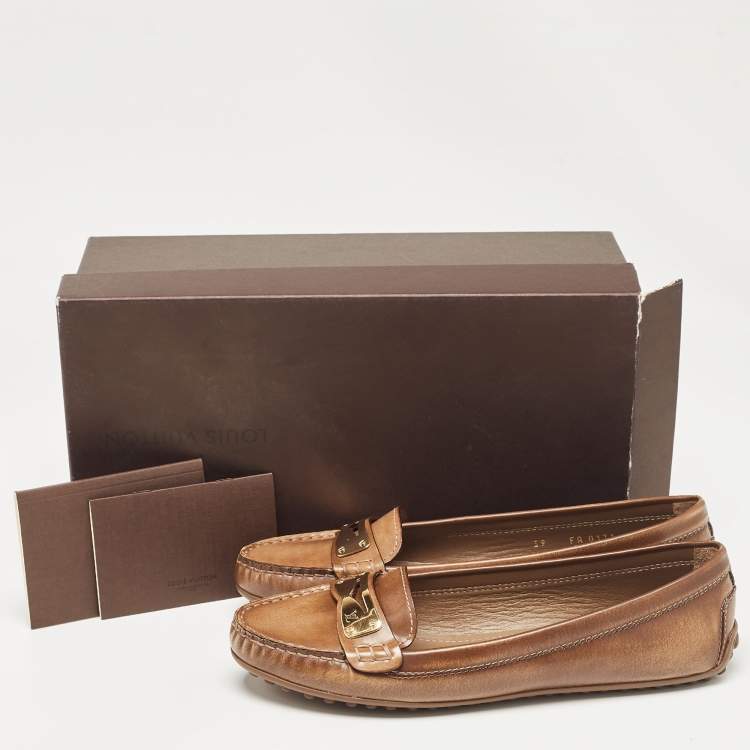 Pre Owned Louis Vuitton Brown Glazed Leather Cluny Loafers Size 39