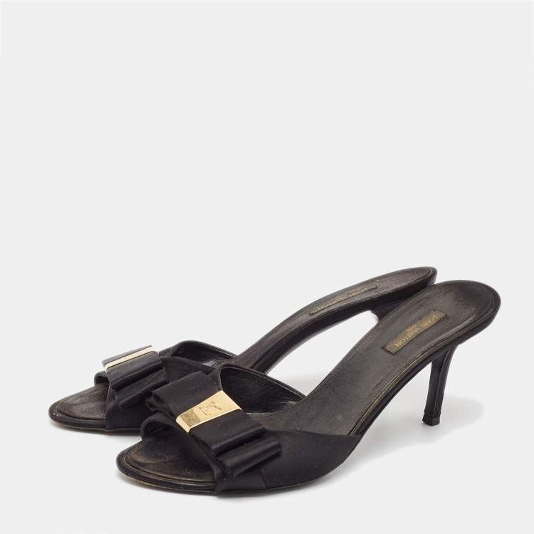 Pre Owned Louis Vuitton Black Satin Bow Slide Sandals Size 39.5