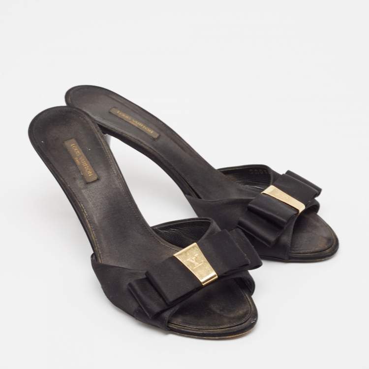 Pre Owned Louis Vuitton Black Satin Bow Slide Sandals Size 39.5