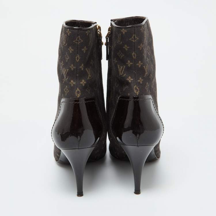 Pre Owned Louis Vuitton Brown Monogram Mini Lin Canvas and Patent Leather Ankle Length Boots 39.5