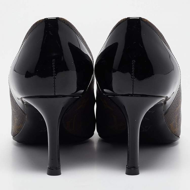 مملوكة مسبقًا Louis Vuitton Brown Monogram Coated Canvas Chérie Pointed Toe Pumps Size 38.5