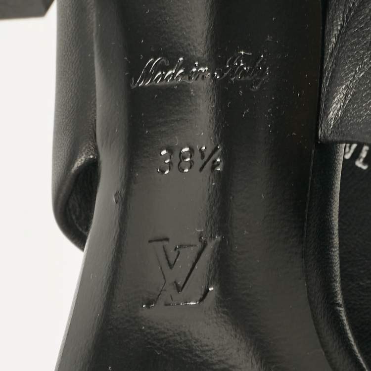 Pre Owned Louis Vuitton Black Pleated Leather Slide Sandals Size 38.5
