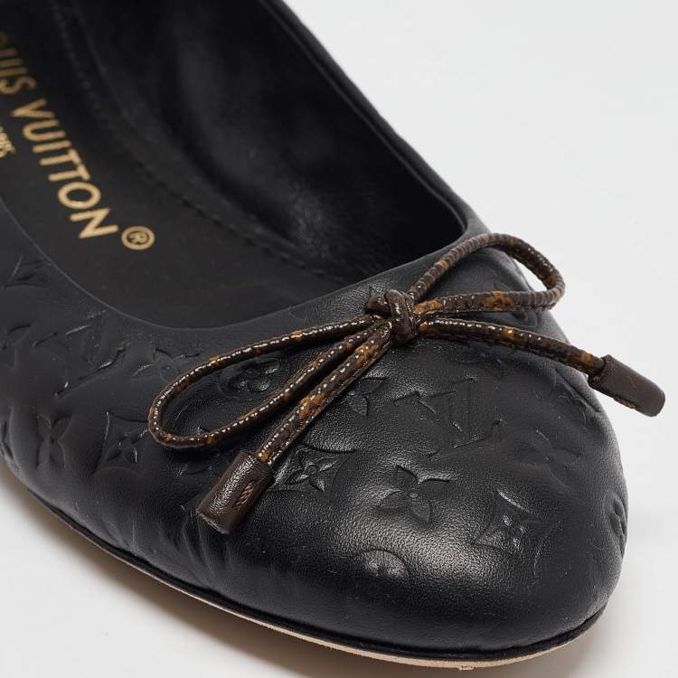 Pre Owned Louis Vuitton Black Leather Slip On Ballet Flats Size 37