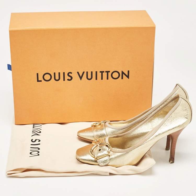 Pre Owned Louis Vuitton Gold Leather Square Toe Buckle Pumps Size 37