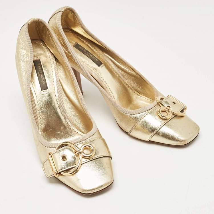 Pre Owned Louis Vuitton Gold Leather Square Toe Buckle Pumps Size 37