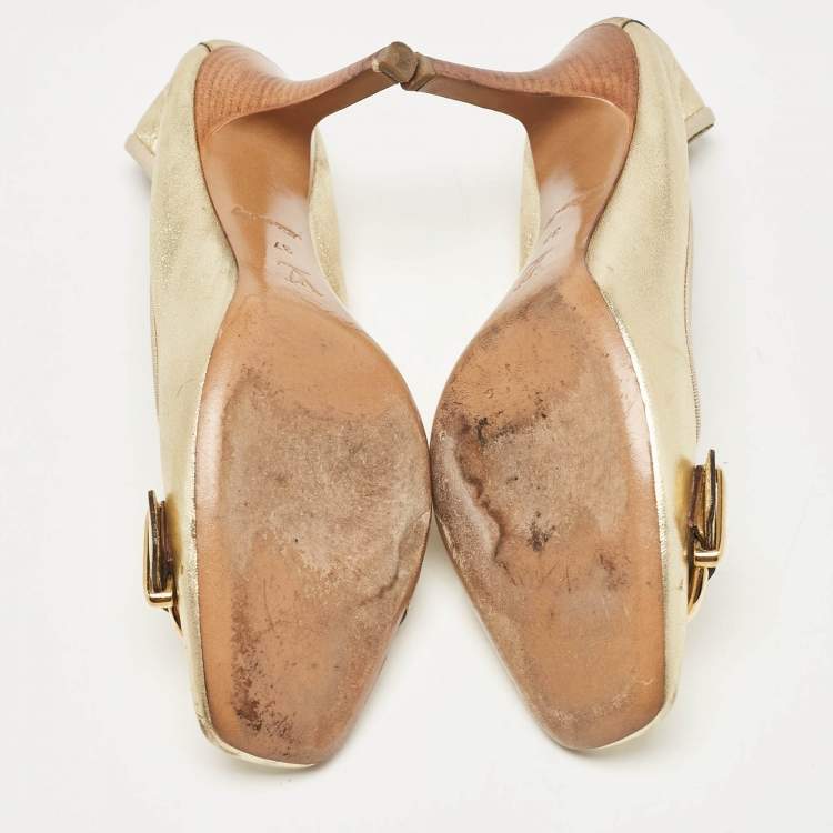 Pre Owned Louis Vuitton Gold Leather Square Toe Buckle Pumps Size 37
