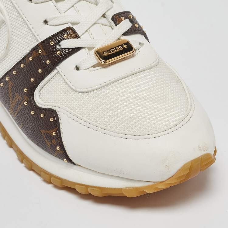Pre Owned Louis Vuitton White/Brown Monogram Canvas and Leather Run Away Low Top Sneakers Size 40