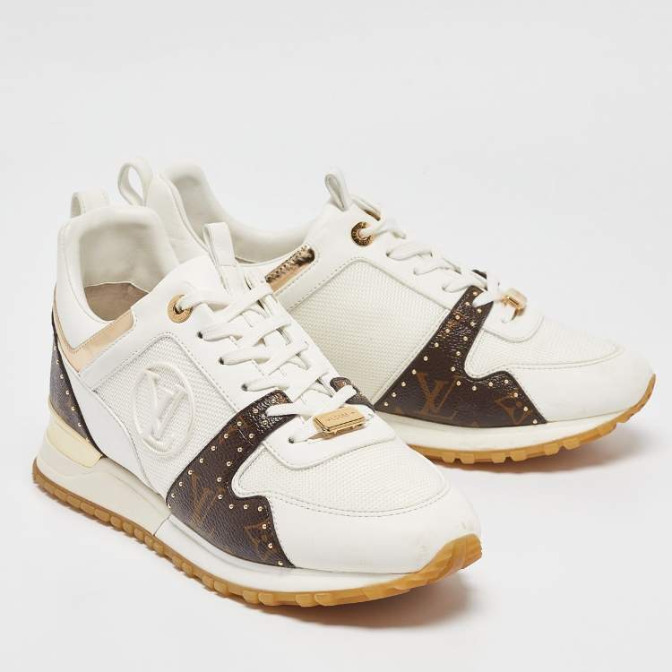 Pre Owned Louis Vuitton White/Brown Monogram Canvas and Leather Run Away Low Top Sneakers Size 40