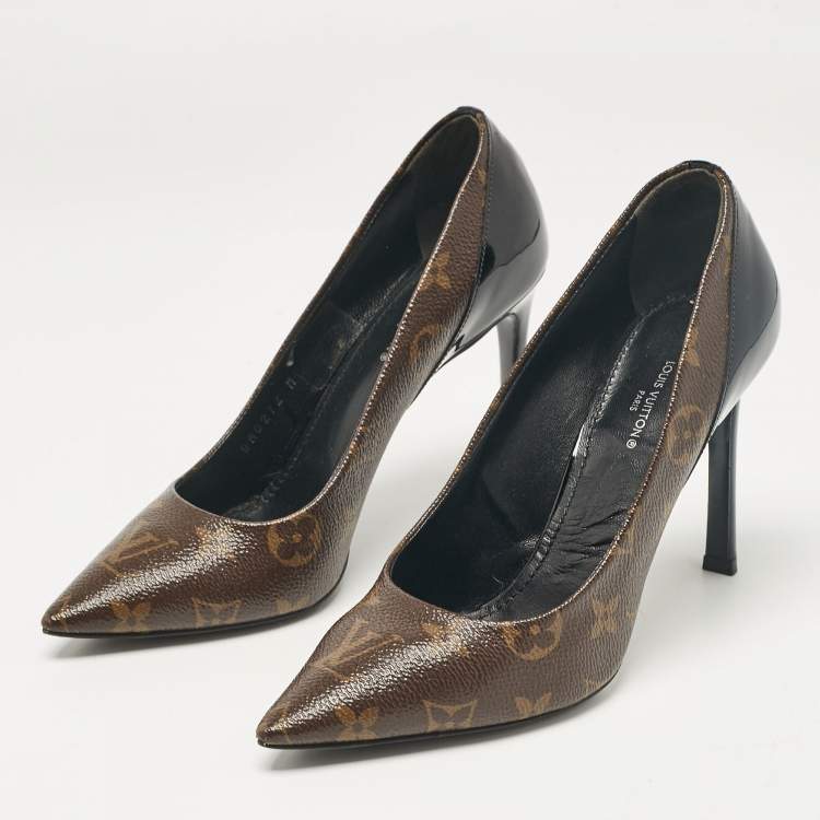 Pre Owned Louis Vuitton Black Monogram Canvas and Patent Leather Chérie Pumps Size 37.5