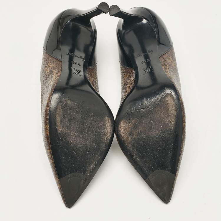 Pre Owned Louis Vuitton Black Monogram Canvas and Patent Leather Chérie Pumps Size 37.5