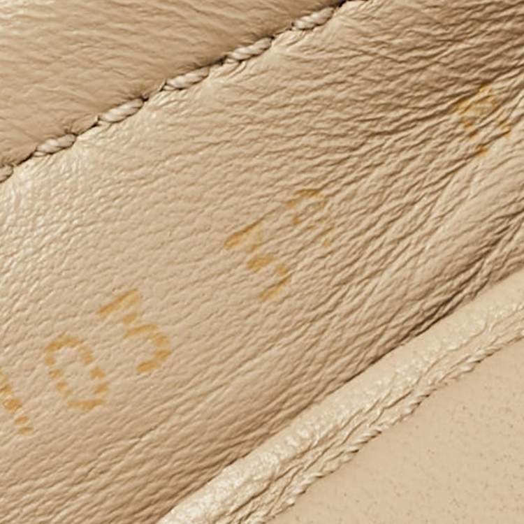 Pre Owned Louis Vuitton Beige/White Leather Oxford Loafers Size 39