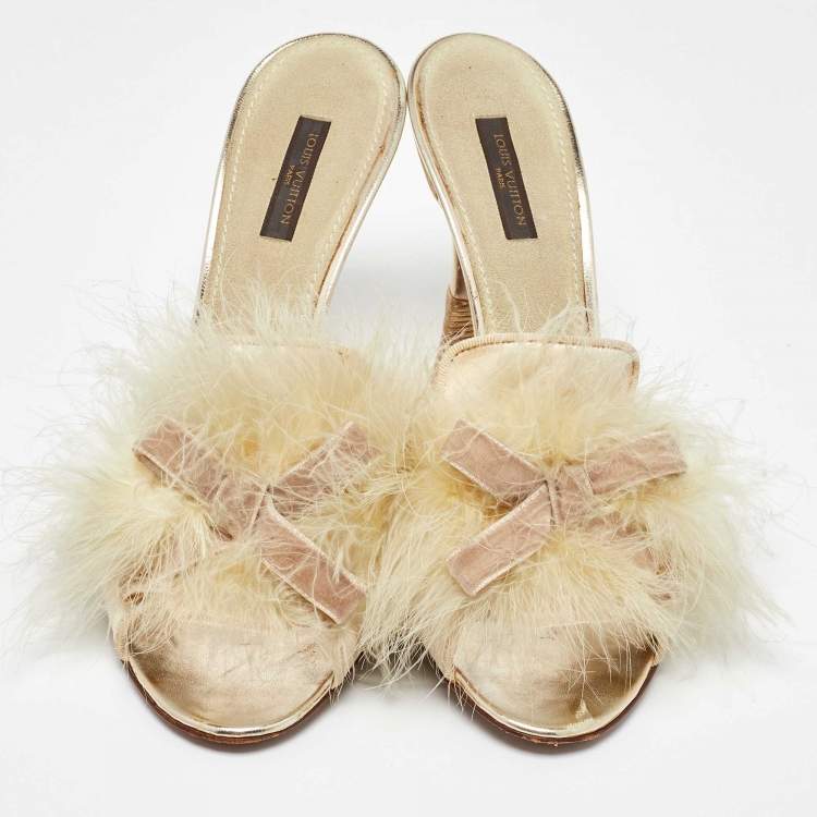 Pre Owned Louis Vuitton Cream Satin and Ostrich Feather Bow Slide Sandals Size 38