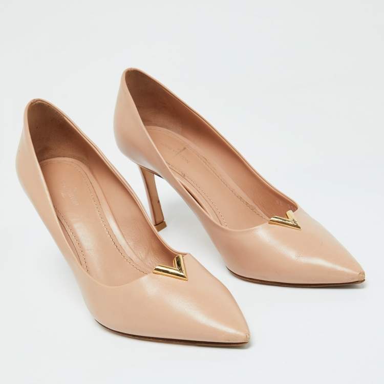 Pre Owned Louis Vuitton Beige Leather Heart Breaker Pumps Size 38.5