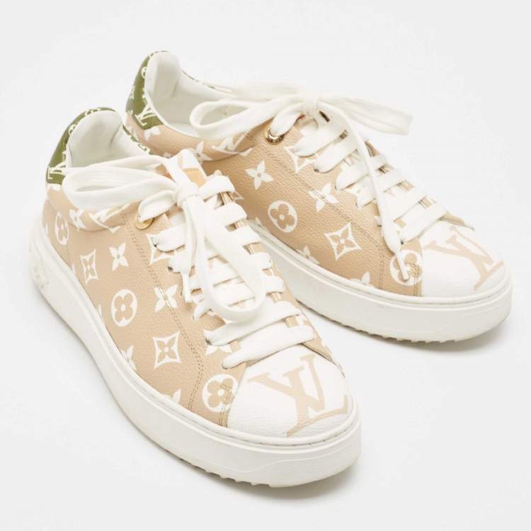 Pre Owned Louis Vuitton Beige/White Monogram Giant Canvas Time Out Sneakers Size 38.5