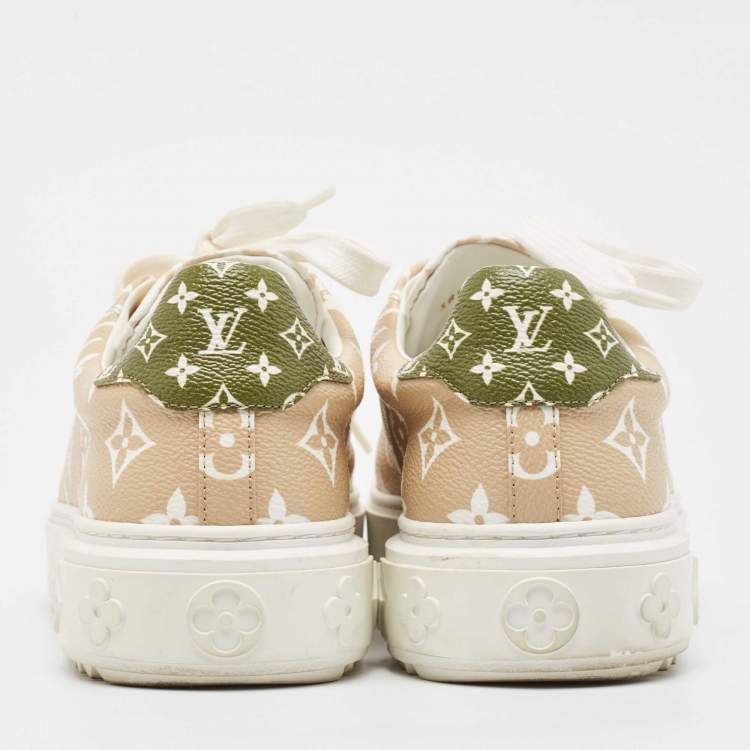 Pre Owned Louis Vuitton Beige/White Monogram Giant Canvas Time Out Sneakers Size 38.5
