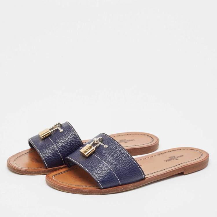 Pre Owned Louis Vuitton Navy Blue Leather Lock It Flat Sandals Size 36