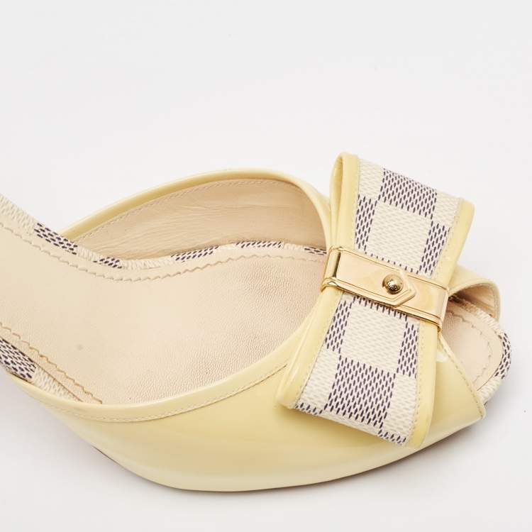 Pre Owned Louis Vuitton Cream Patent Leather Azur Damier Canvas Sandals Size 38.5