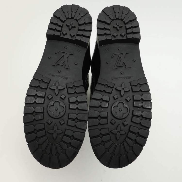 Pre Owned Louis Vuitton Black Monogram Rubber Rain Boots Size 39