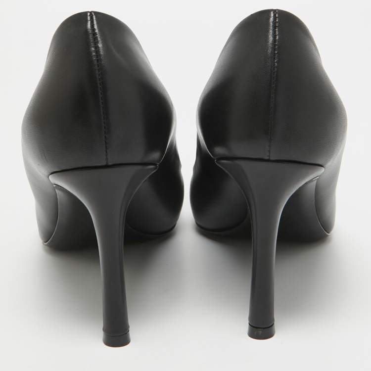 Pre Owned Louis Vuitton Black Leather Heartbreaker Pumps Size 41