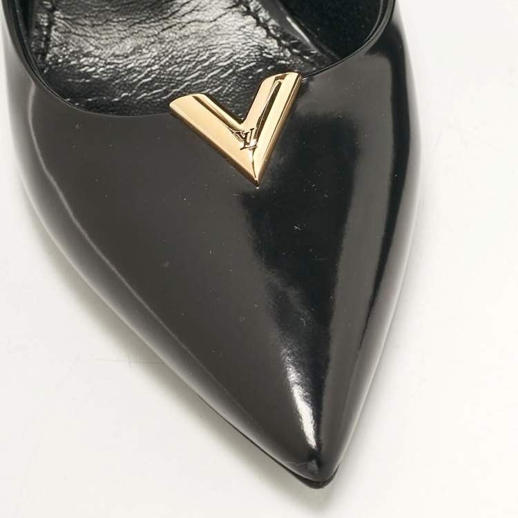 Pre Owned Louis Vuitton Black Leather Heart Breaker Pumps Size 38