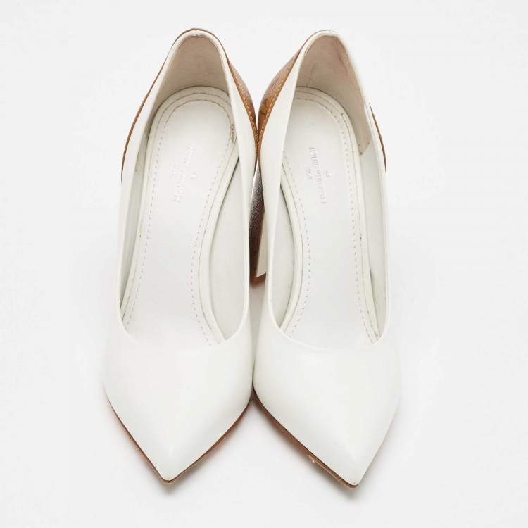 مملوكة مسبقًا Louis Vuitton White/Brown Leather and Monogram Canvas Matchmake Pumps Size 36.5