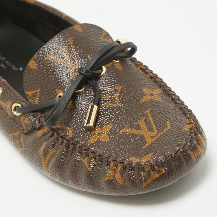 Pre Owned Louis Vuitton Brown Canvas Gloria Loafers Size 40